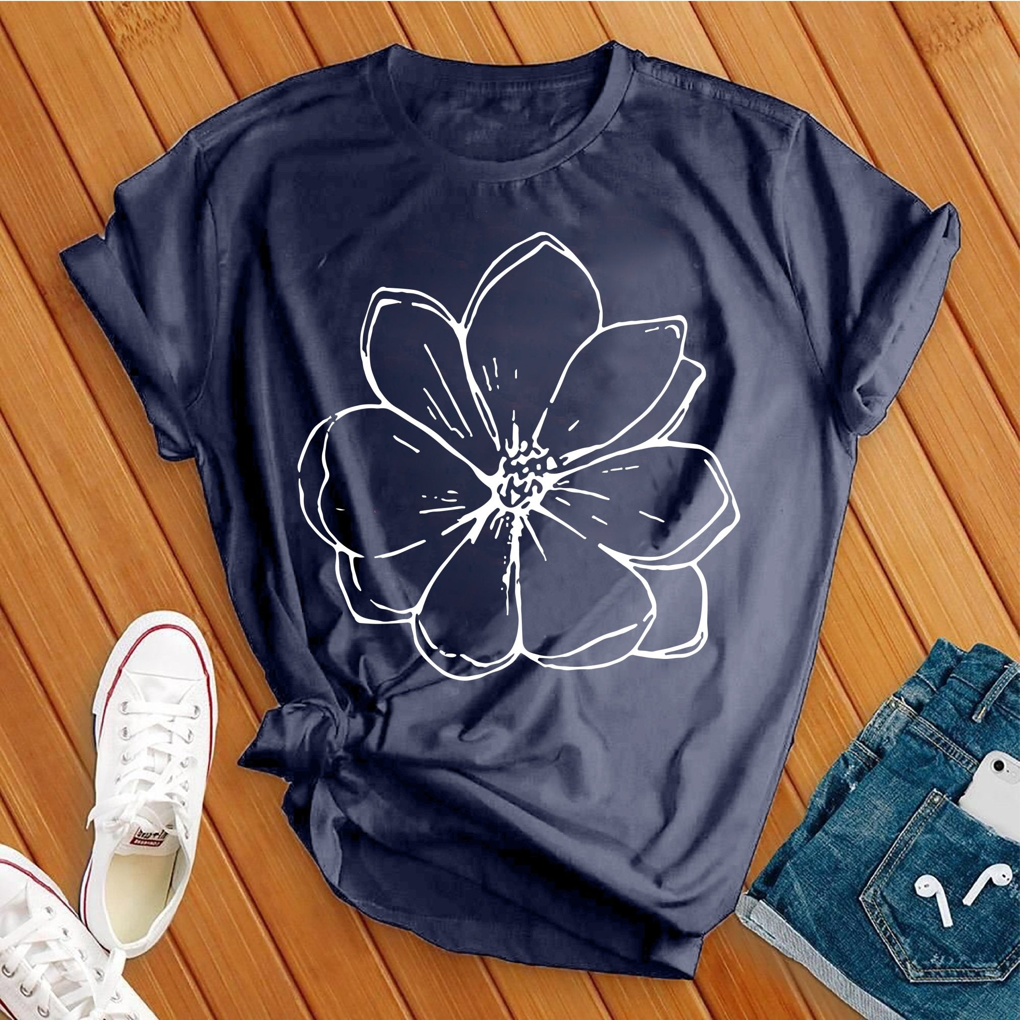 Magnolia Tee - Love Tees