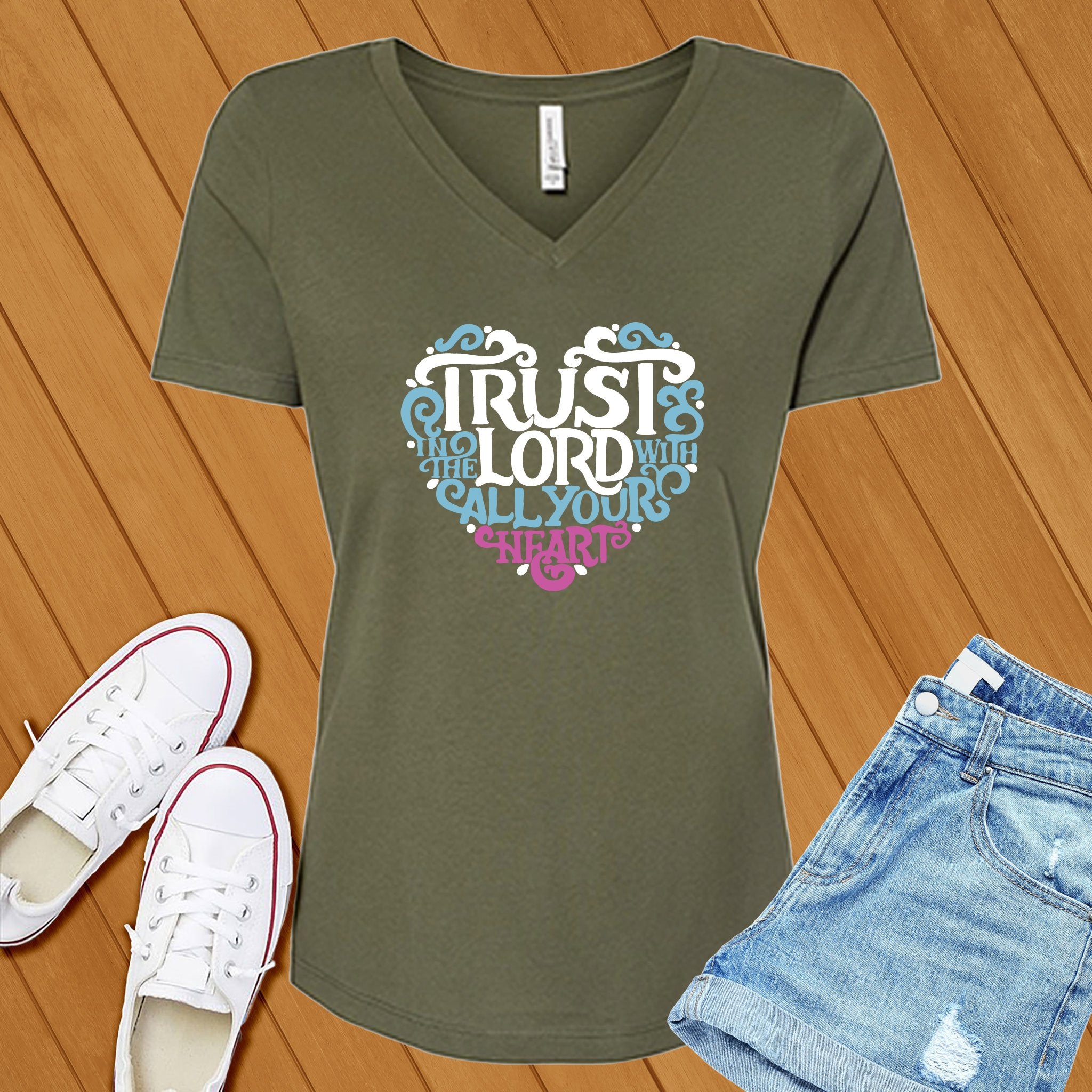 Trust In The Lord Heart V-Neck - Love Tees