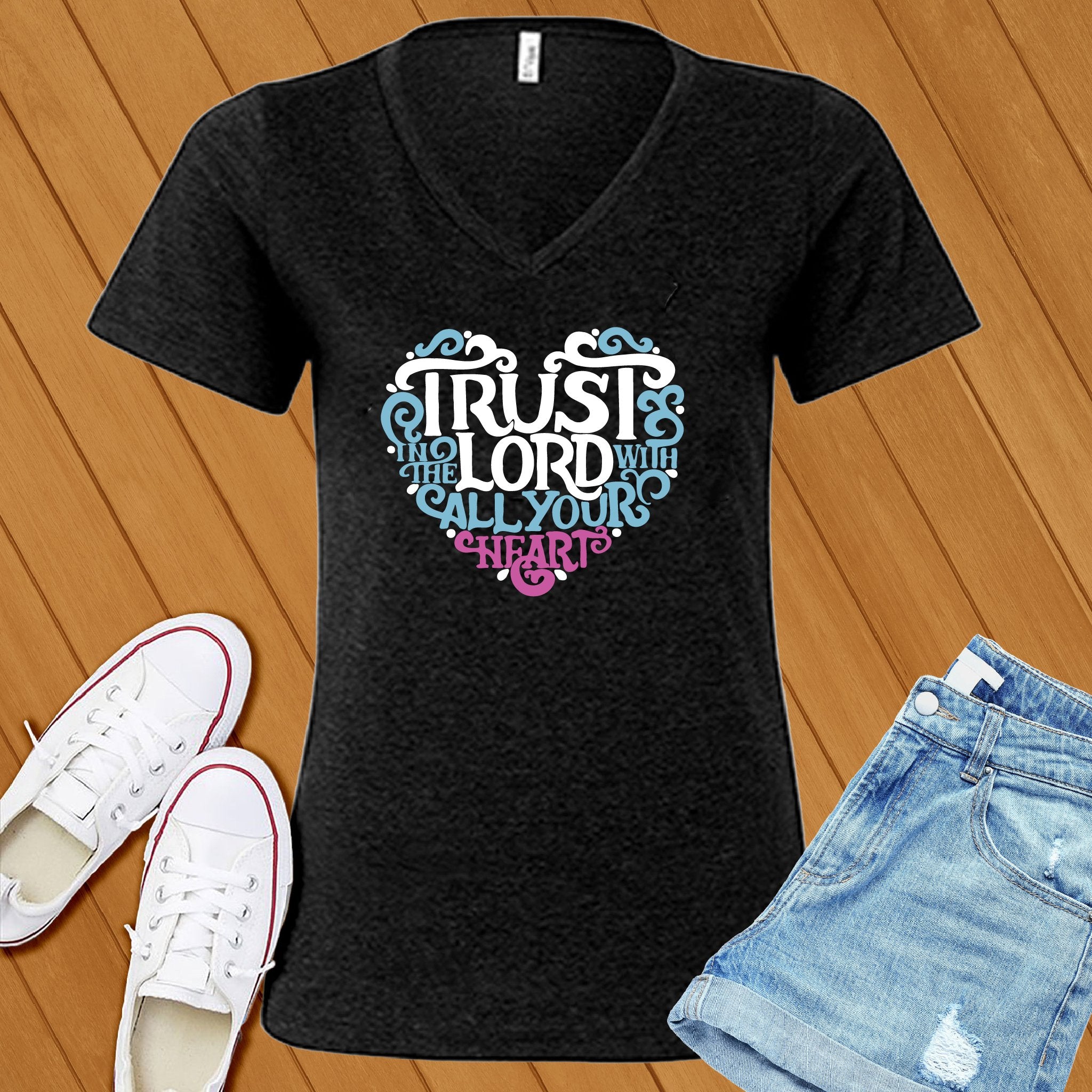 Trust In The Lord Heart V-Neck - Love Tees